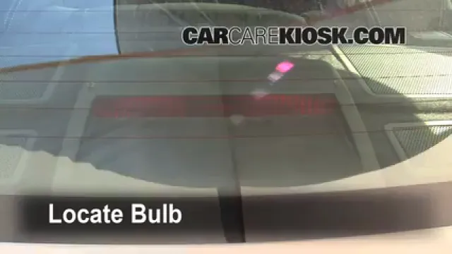 2006 Ford Fusion SE 3.0L V6 Éclairage Feu de freinage central (remplacer l'ampoule)